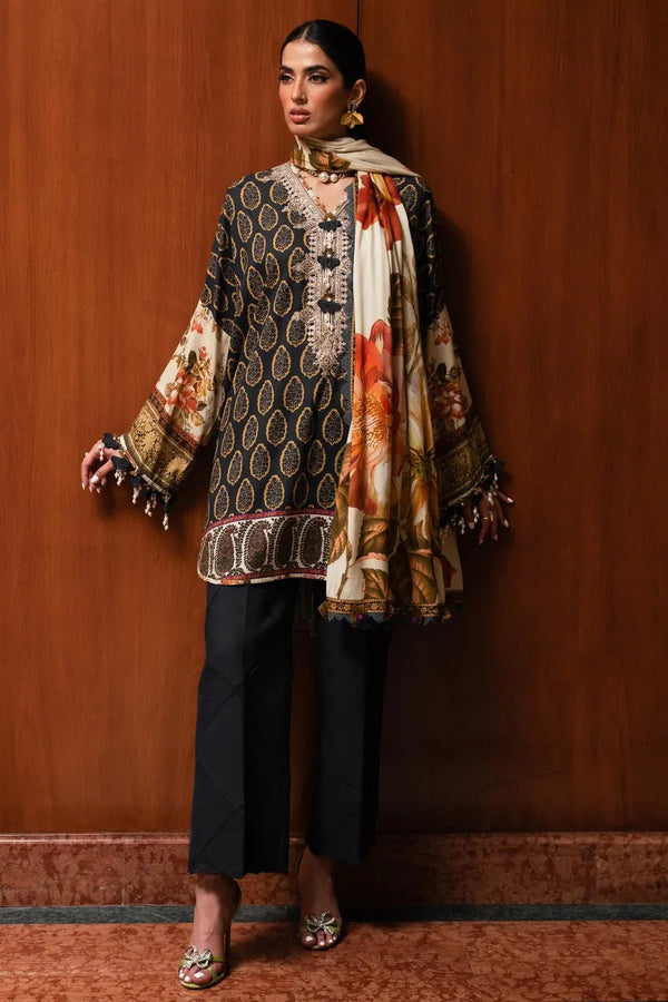 Sana Safinaz Embroidered Linen piece Suit M233-004A-CU