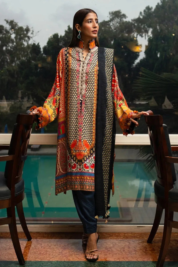 Sana Safinaz Embroidered Linen piece Suit M233-008A-CQ